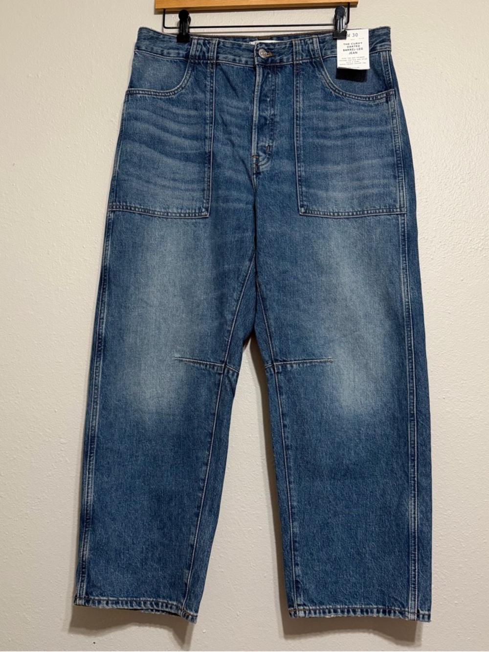 Madewell The Curvy Darted Barrel-Leg Jean 30 100% COTTON
